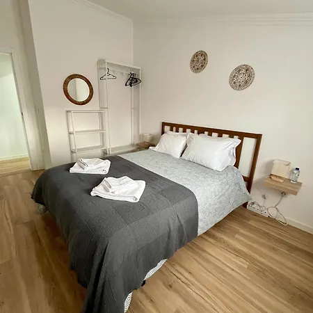 Supertubos Jacuzzi Surf Retreat V4 Casa vacanze